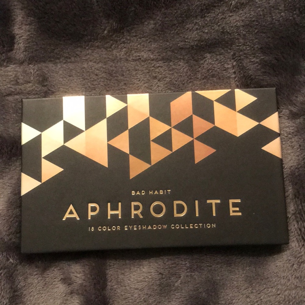 Aphrodite Bad Habit Eyeshadow Palette